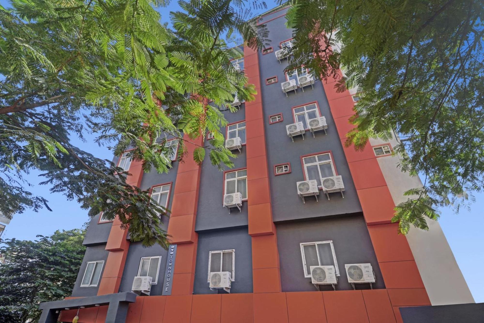 Collection O White Riviera Near Kondapur Hotel Hyderabad Exterior photo